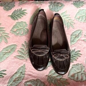 Womens Brown Patent Leather Loafer Flats Shoes Size 9M